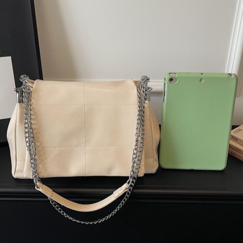 Fashion Minimalist PU Leather Shoulder Bags for Women Chain Crossbody Bag with Quilted Detail for Work and Outings Daily Use and Travel