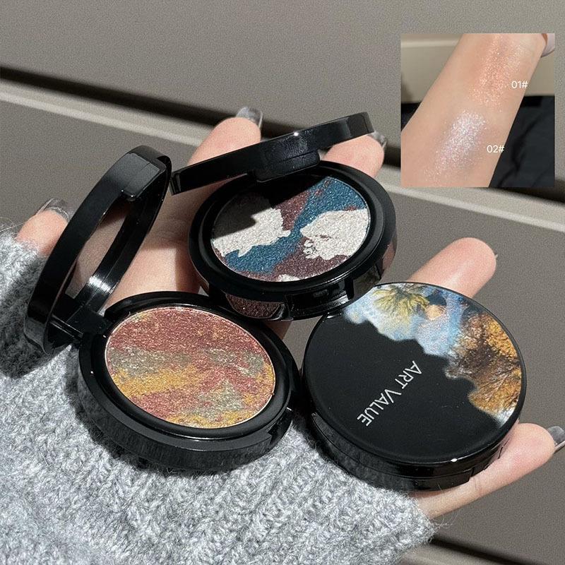 Iridescent Shimmer Eyeshadow - Potato Mash Texture, Five-Flower Pork Shade