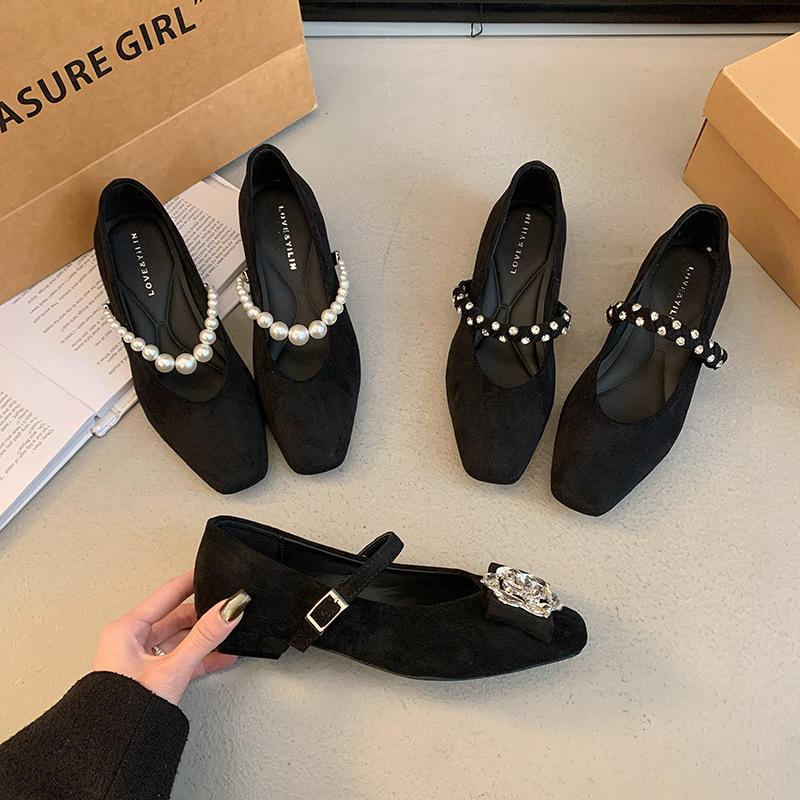 Hepburn Style New French Pearl Mary Jane Shoes Doudou Shoes Spring 2025 Square Head Flat Sole Shoes Women's Rhinestones