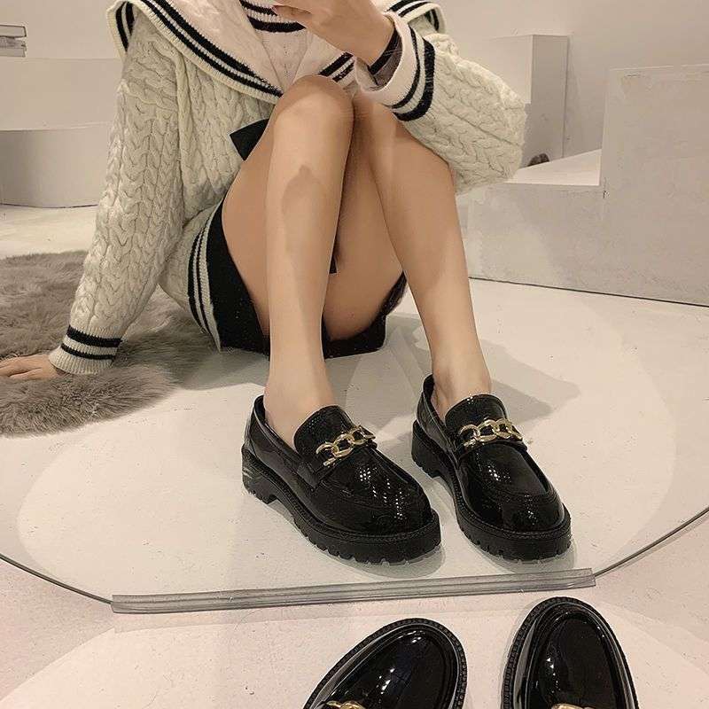 Platform loafers women's 2025 new thick-heeled single shoes British retro single shoes chain women's spring and autumn versatile small leather shoes
