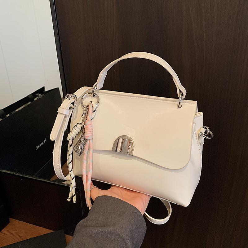 

Женская сумка новая модная универсальная сумка на плечо универсальная сумка-мессенджер No pendant