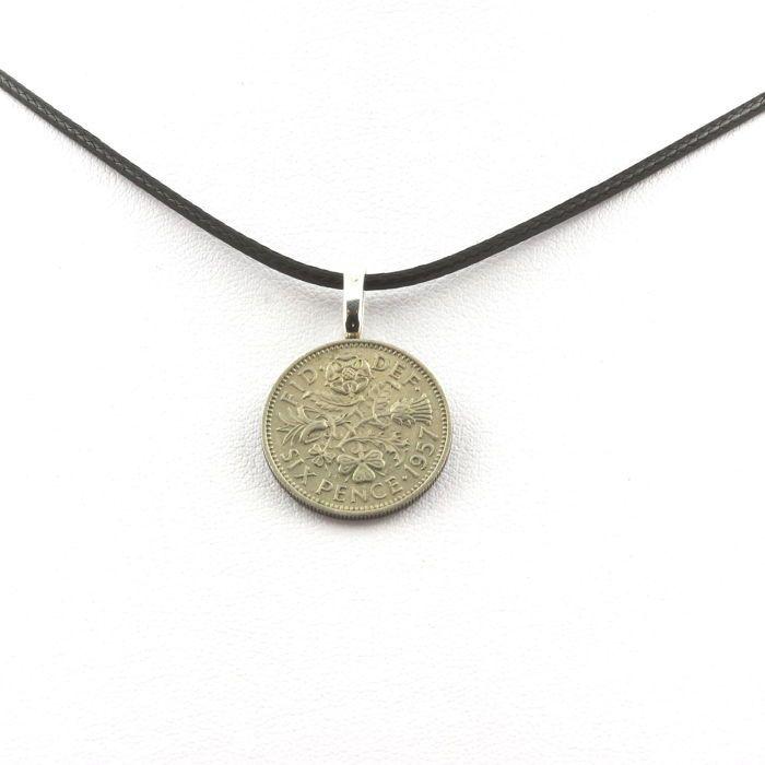Pierres et Minéraux. Collier pièce de monnaie Canada 10 cents - Élisabeth II 2e effigie, Cordon noir.