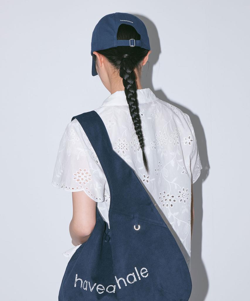 Haebeueoweil H Lace Applique Cap (Na)