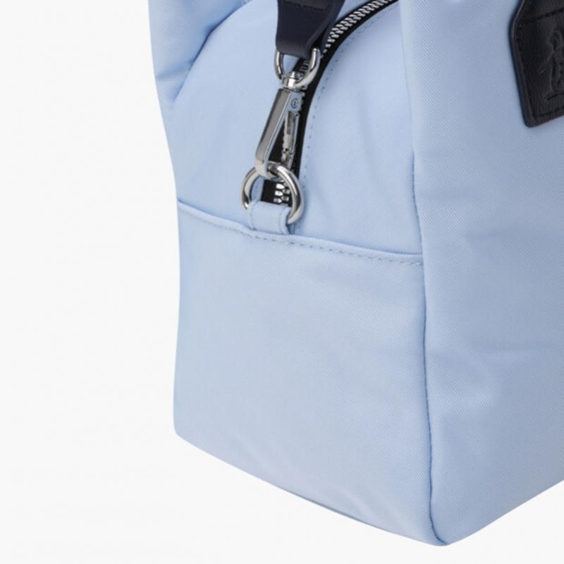 MunSingwear Women S eSSential Penguin Tote Bag Light Blue Mr122lbg11