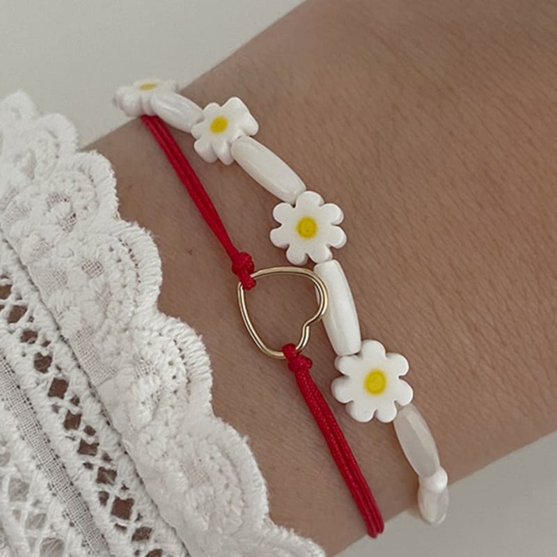 OUI SAY YES! Daisy Motherpearl Bracelet_BR362