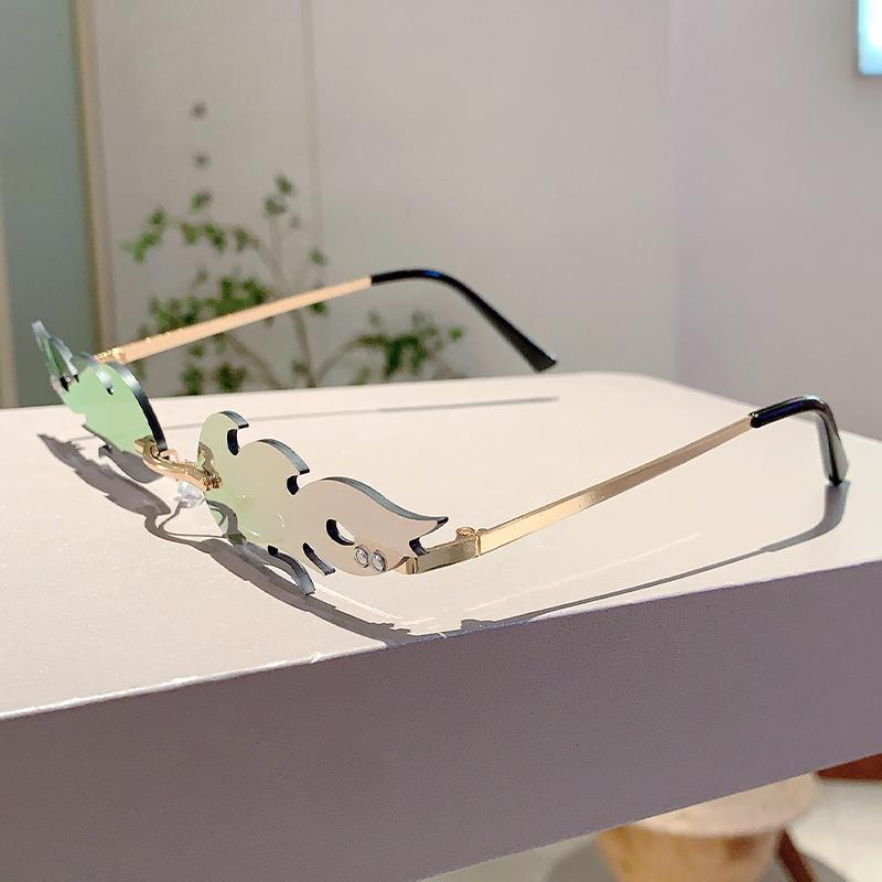 Myopia Sunglasses Women's Kammpt Chic Fire Design Shades Eyeglasses Stylish Decoration Sun Glasses Luxury Metal Sun Glasses For Travelling Party Cm
