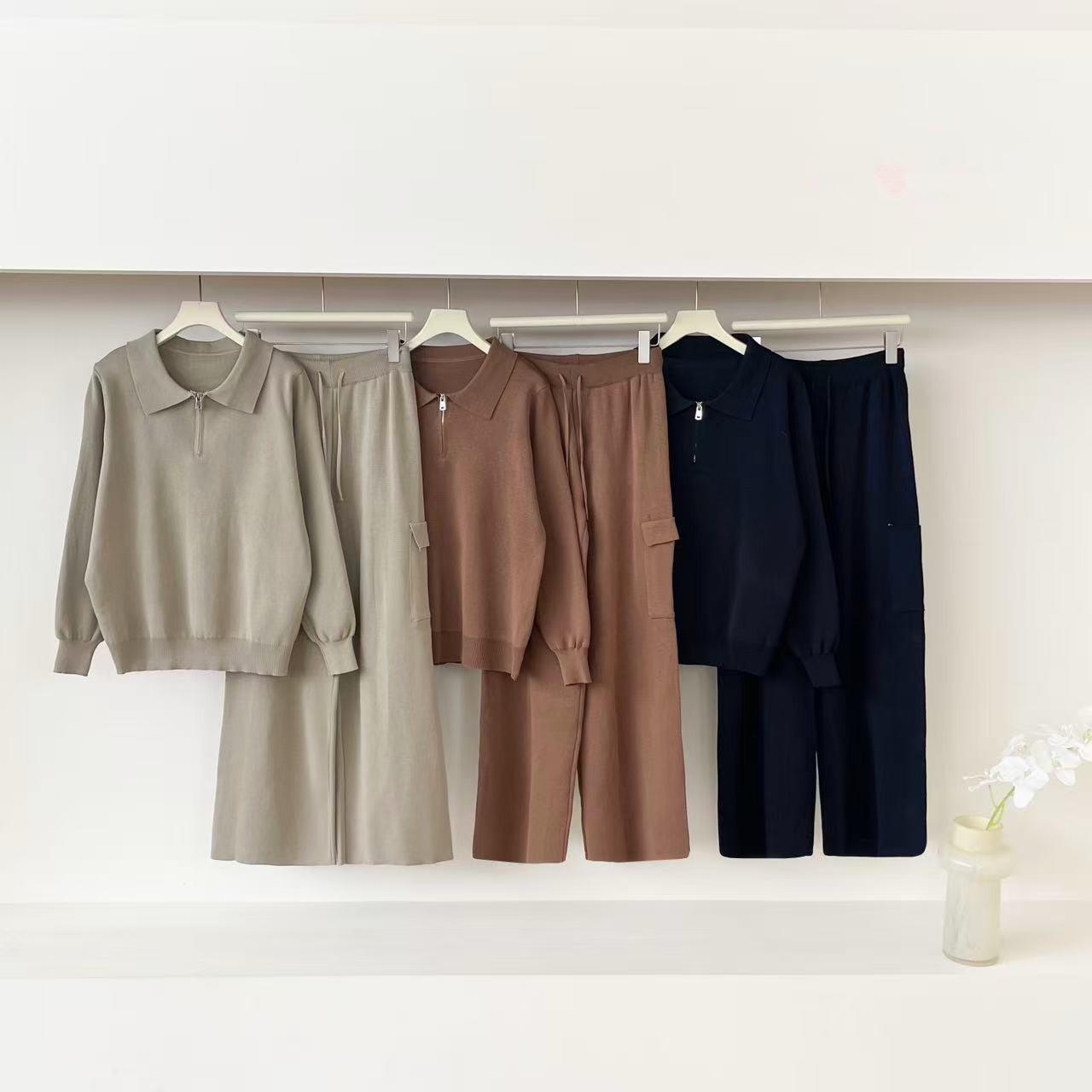 

Elegant Women s Spring/Autumn Solid Color Sweater & Slim Fit Wide-Leg Pants Set One Size кофейный