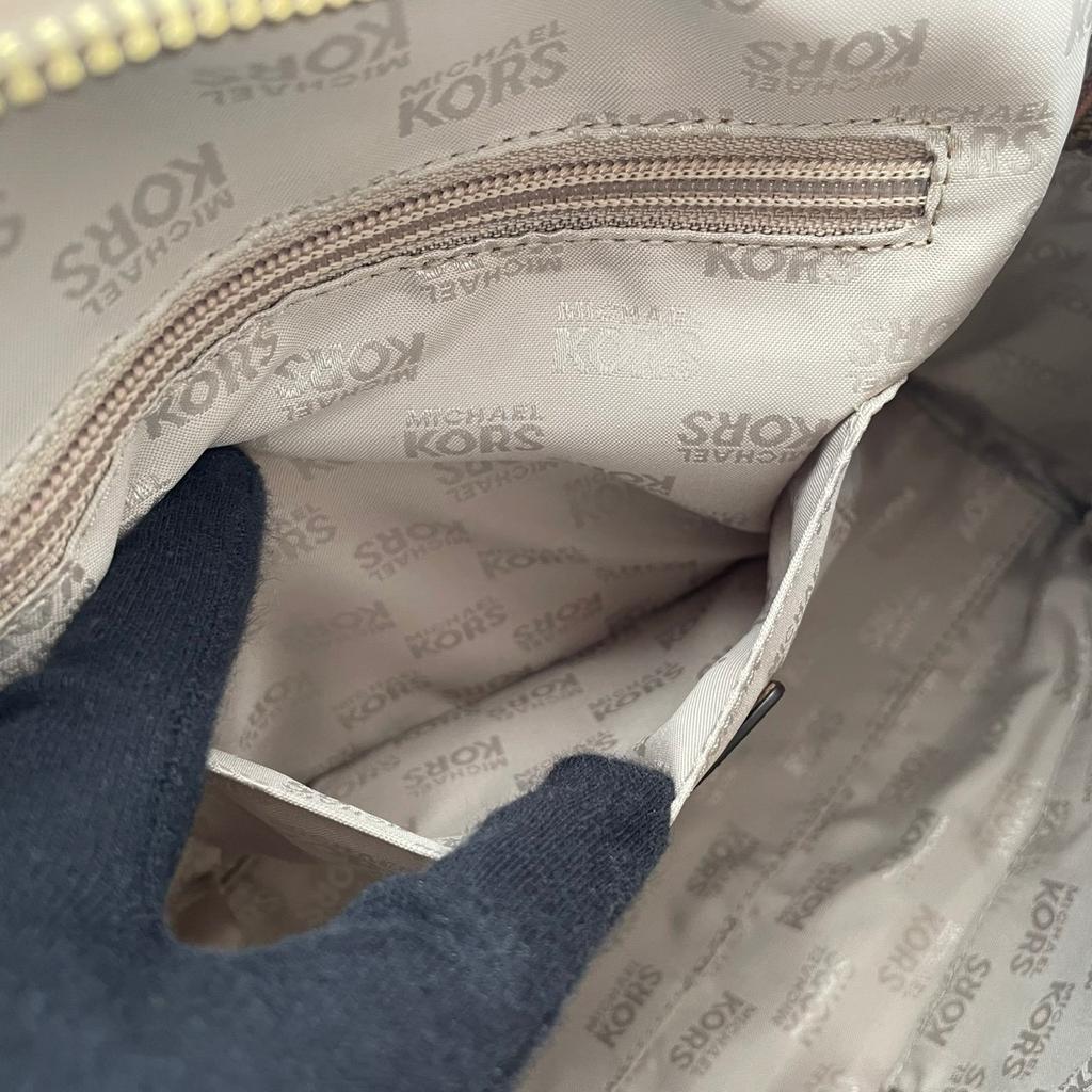 Used Michael Kors 2-Way Handbag/Shoulder BagHandbag beige leather Women