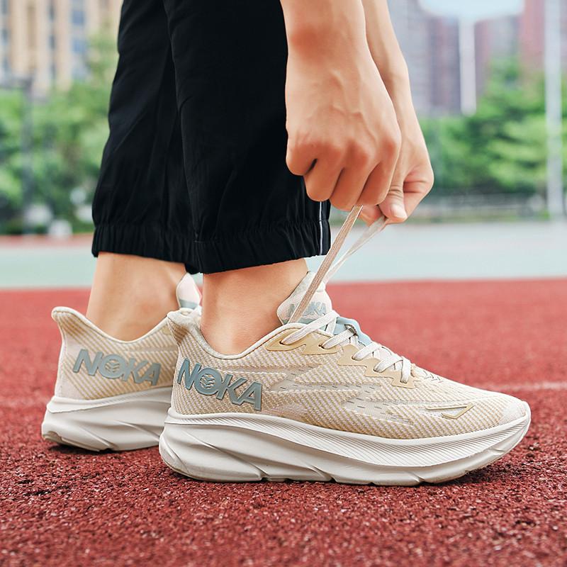 Elevated Sports, Leisure, Breathable Small White Shoes, Couple's Anti Slip and Wear-resistant Board Shoes, 2024 New Model