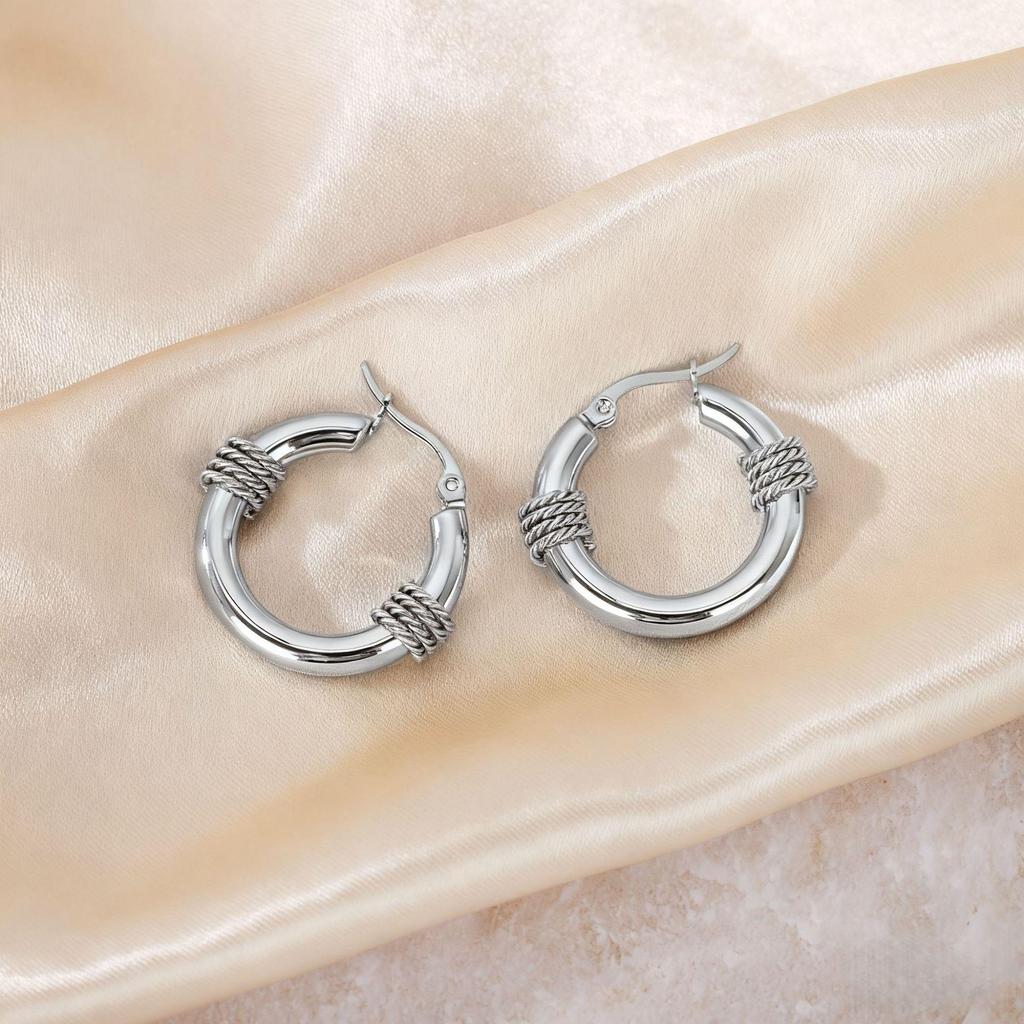 European American Classic Smooth C-Shaped Hoop Titanium Steel Retro Earrings for Women