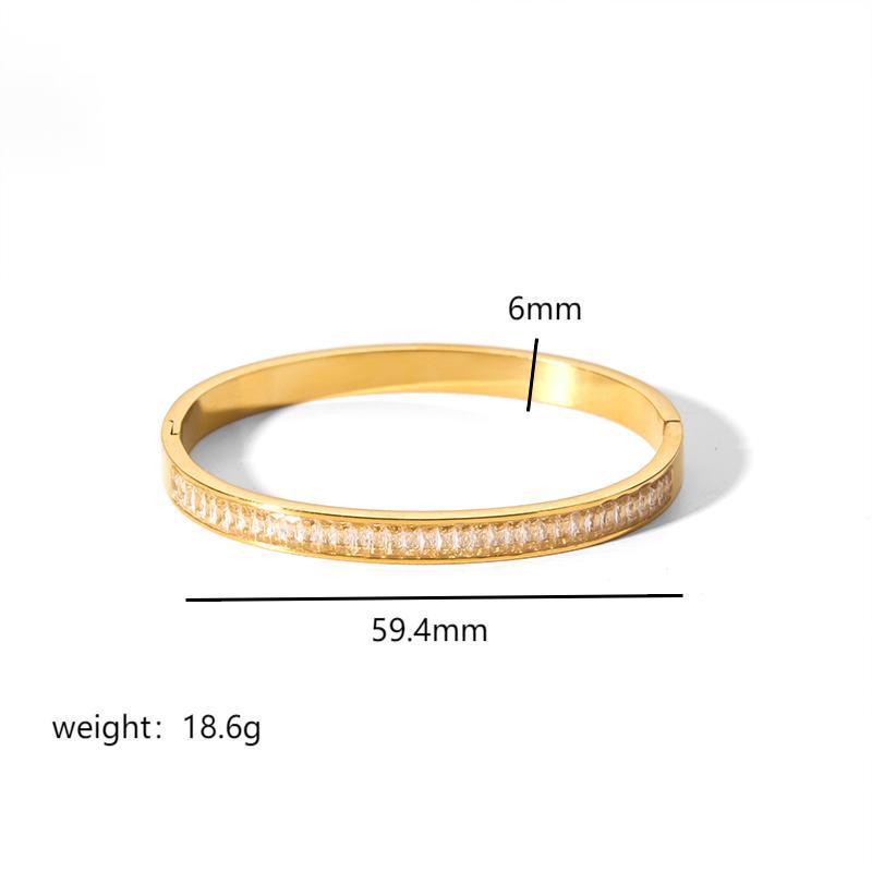 European Luxury Style Hexagram Bracelet: 18K Gold Stainless Steel with Zircon Inlay, Elegant Hand Jewelry for Women.