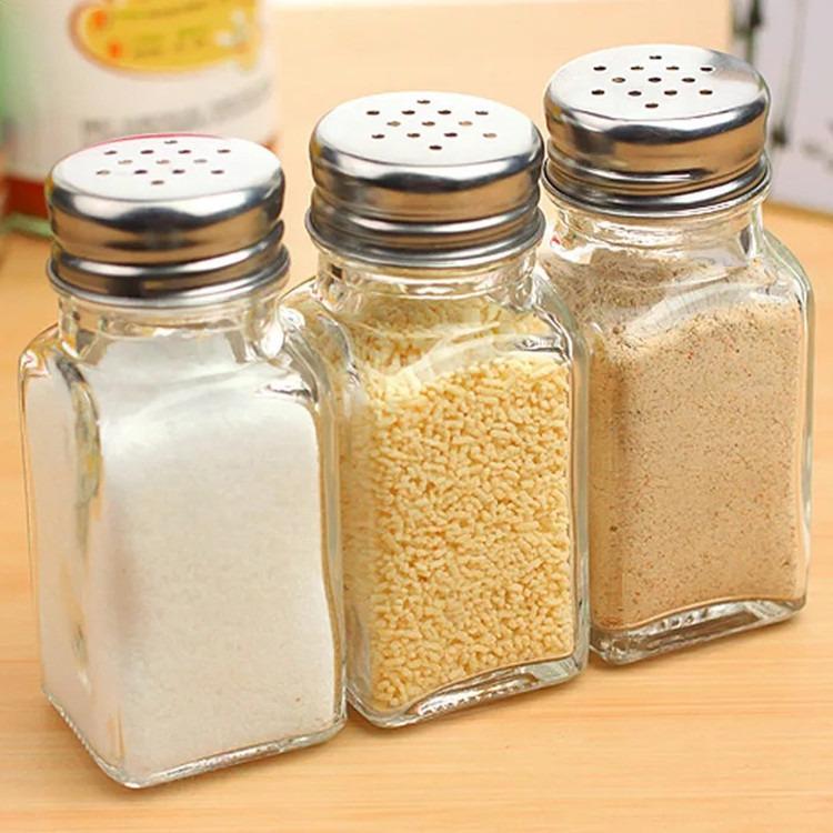 Glass Salt & Pepper Shaker with Lid - Kitchenware Seasoning Bottle for BBQ & Condiments