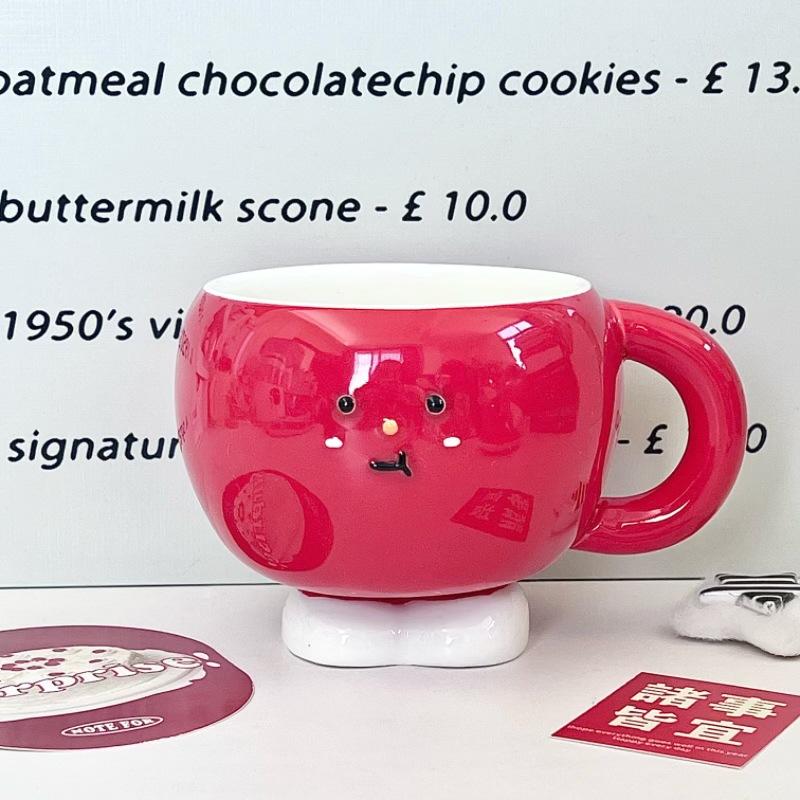 

Cute Christmas Eve Ceramic Cup Creative Apple Mug with Lid Spoon Girls Christmas Gift Souvenir 401-500ml