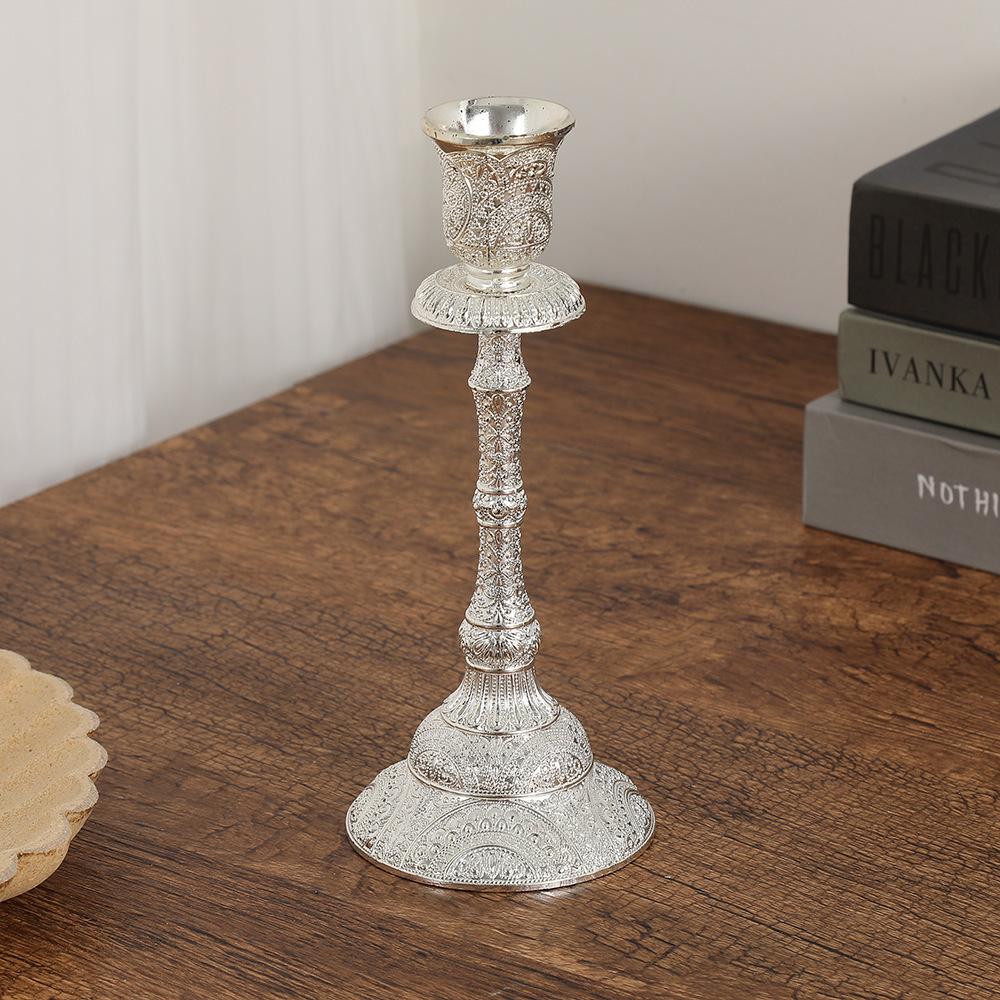 

3/5-head European Light Luxury Alloy Candle Stand Candlelight Dinner Romantic Wedding Decoration Western Household Candlestick