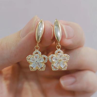 Women's Flower Shaped Earrings Gold Color Geometric Crystal Zircon Drop Earring Fashion Party Jewelry Accessories