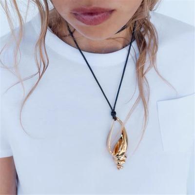 Tooxika Light Luxury Metal Conch Shaped Pendant Leather Strap Lanyard Necklace Hong Kong Style Chic Long Necklace Accessories