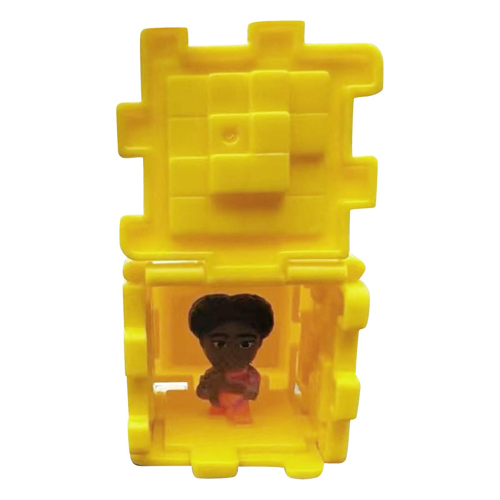 

Action Figure Collectible Action Figure Includes Interchangeable Head, Hands And Accessories - Video Game One Size