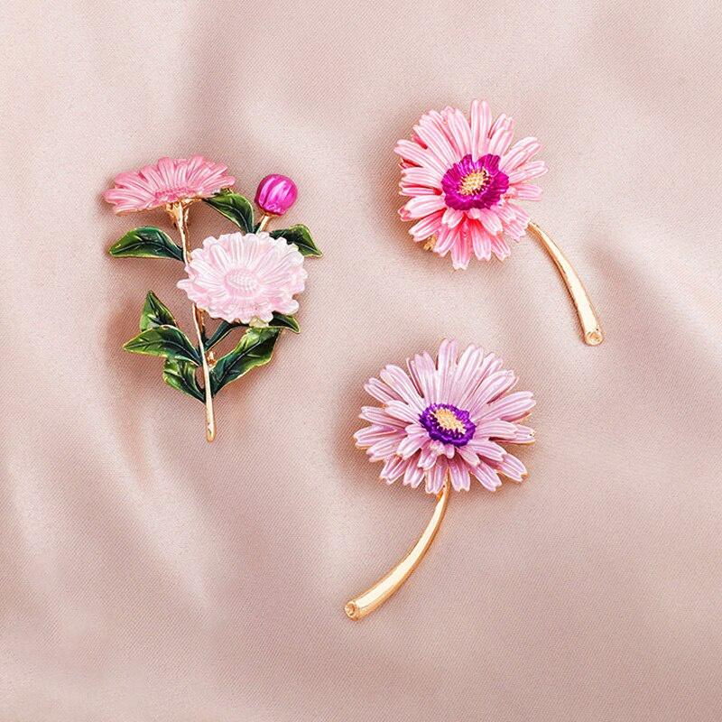2022 New Daisy Flower Enamel Pin Women Retro Pins Brooches Fashion Brooch Hijab Pins Bouquet Clothing Jewelry Gift for Women