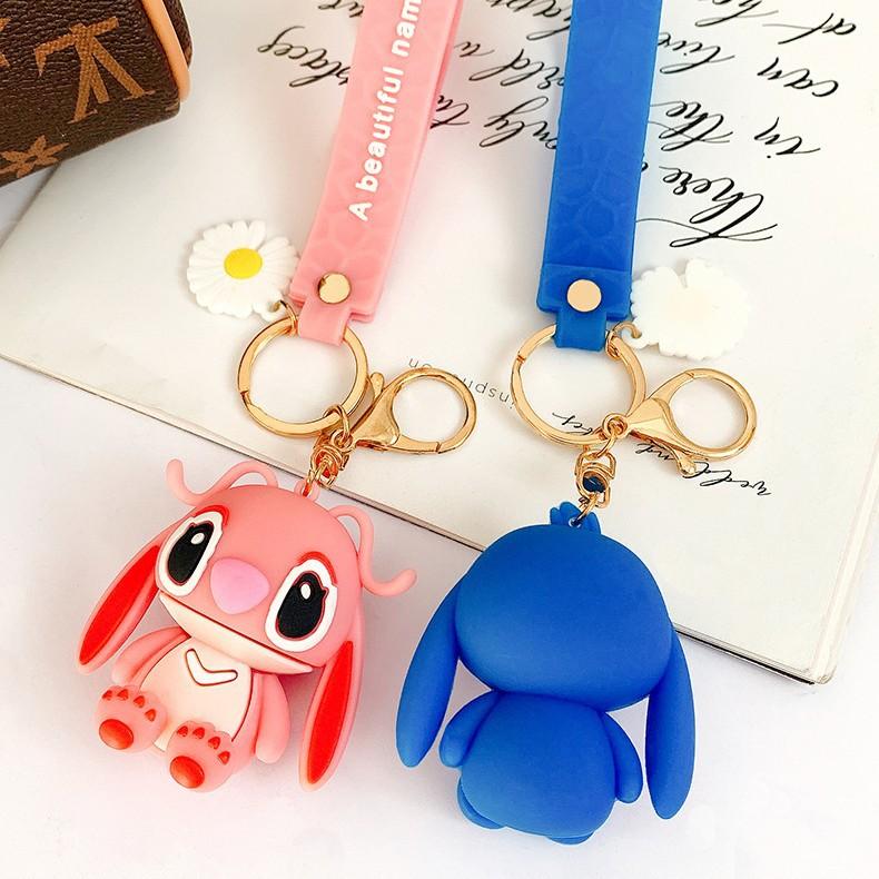 Porte-clés Poupée Stitch Dessin Animé Pendentif Sac d'École Mignon Couples Homme et Femme Porte-clés de Voiture Pendentif Créatif