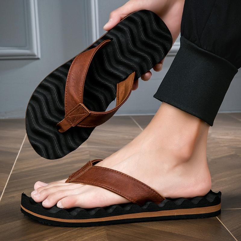 High Quality Men's Flip Flops New Fashion Slippers Outdoor Comfortable Soft Sole Beach Sandals Designer Sandals Claquettes Homme