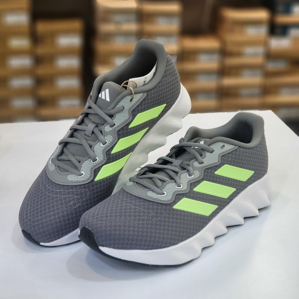 

Мужские беговые кроссовки adidas Switch Move ID8328