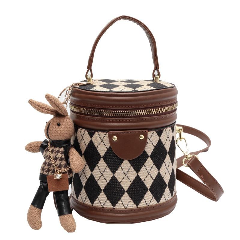 Today's popular small bags for women's spring new fashion niche messenger bags, textured rhombus portable bucket bags