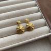 Unique retro stud earrings French exquisite earrings high-end atmosphere noble earrings