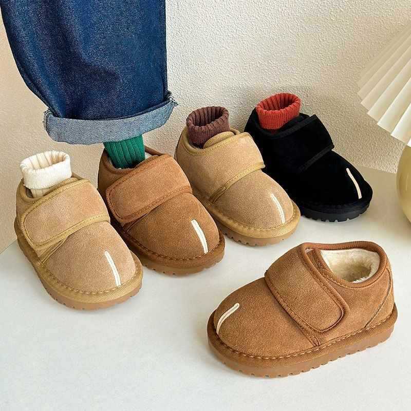 Baby cotton shoes autumn and winter new 2025 children's velvet shoes male and female students fake split toe snow boots two cotton shoes Birkenstock