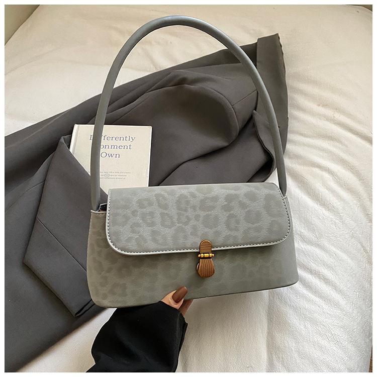 Vintage Niche Commuter Underarm Bag Women's Bag 2025 New Leopard Print Shoulder Bag Fashion Matte Handbag