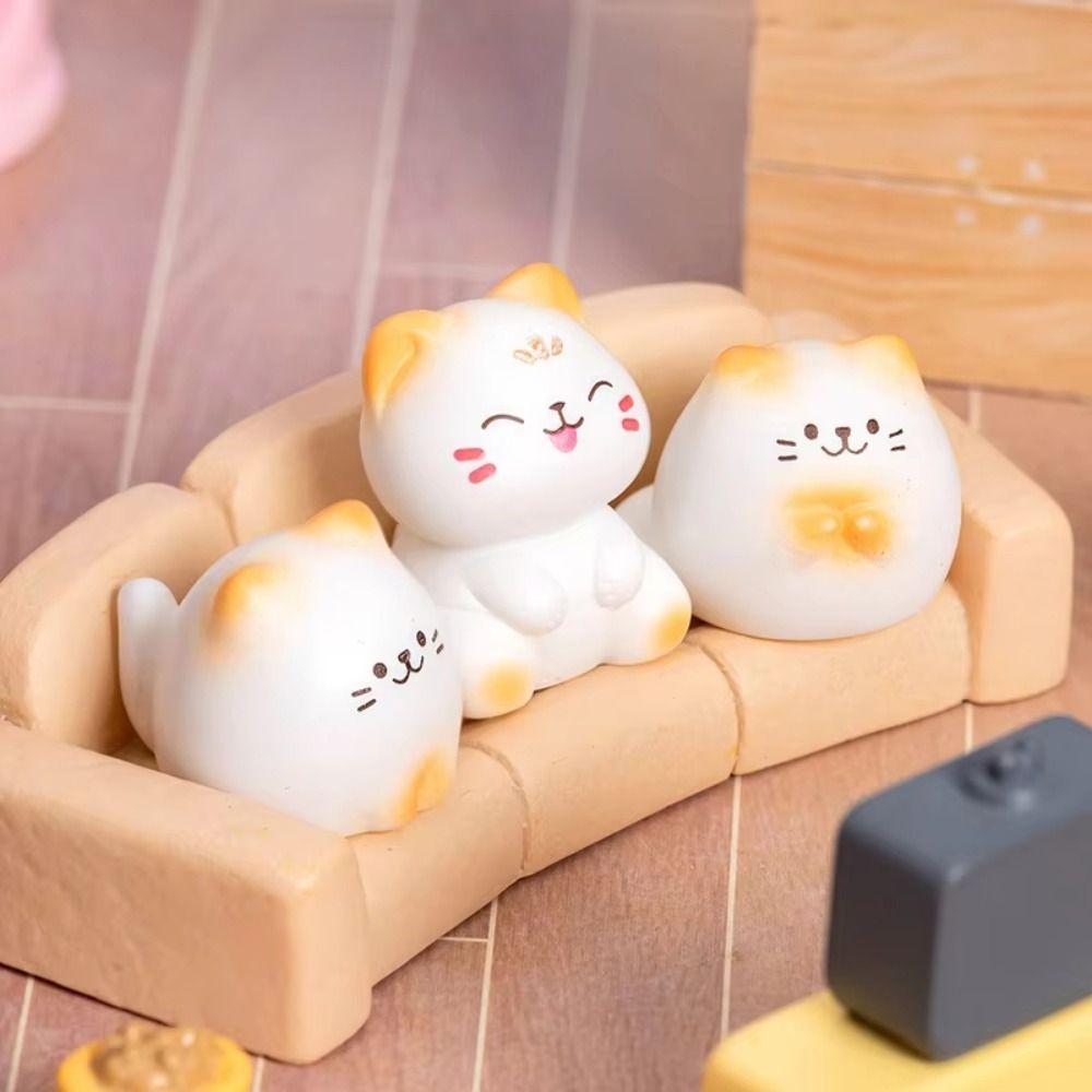 Mini Cat Desktop Decoration Resin Animal Figurine Cute Miniature Figurines  Home Decor