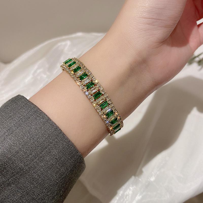 Elegant Zircon Letter Bracelet: Luxurious, Versatile, and Fashionable Women's Bangle