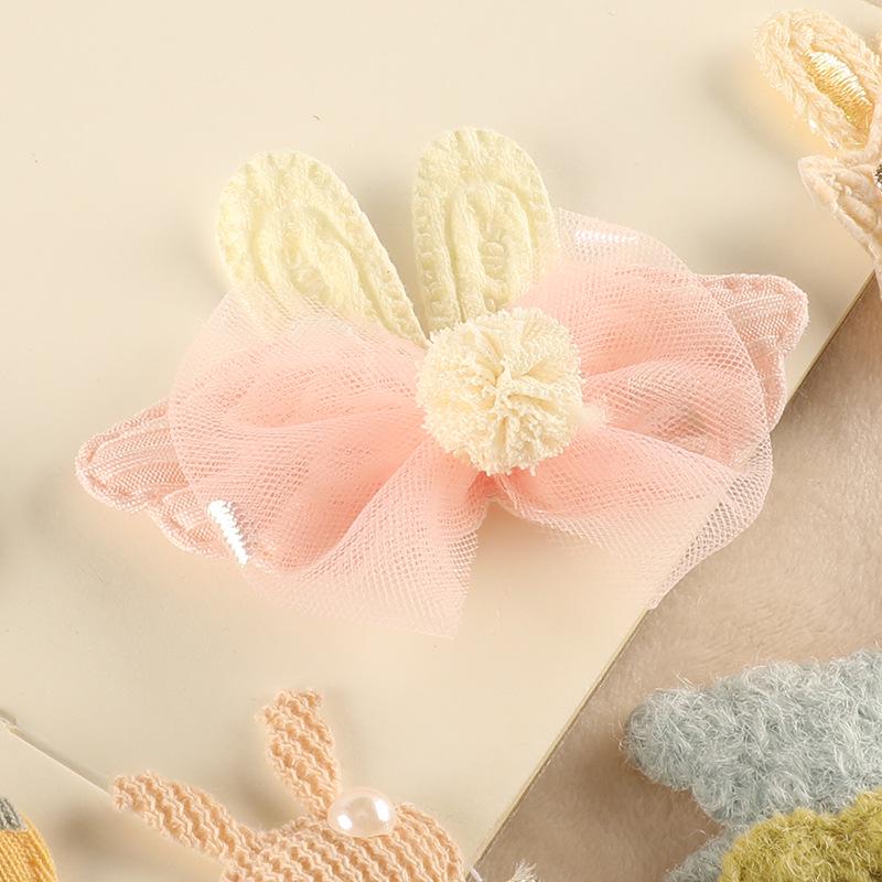 Plush 3D Bow Bear Hairpin with Embroidered Label.