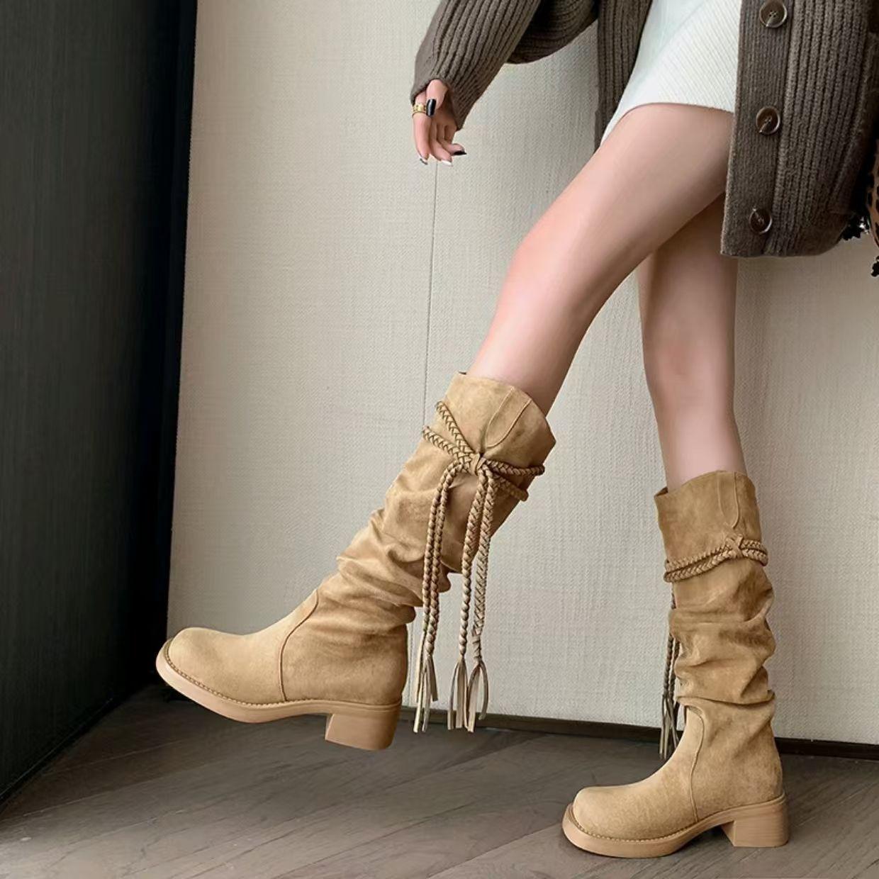 

Модные замшевые полусапоги с круглым носком для женщин Осень Зима Обувь на среднем каблуке Распродажа Готика 2025 Новая мода в обуви до середины икры Женщина 40