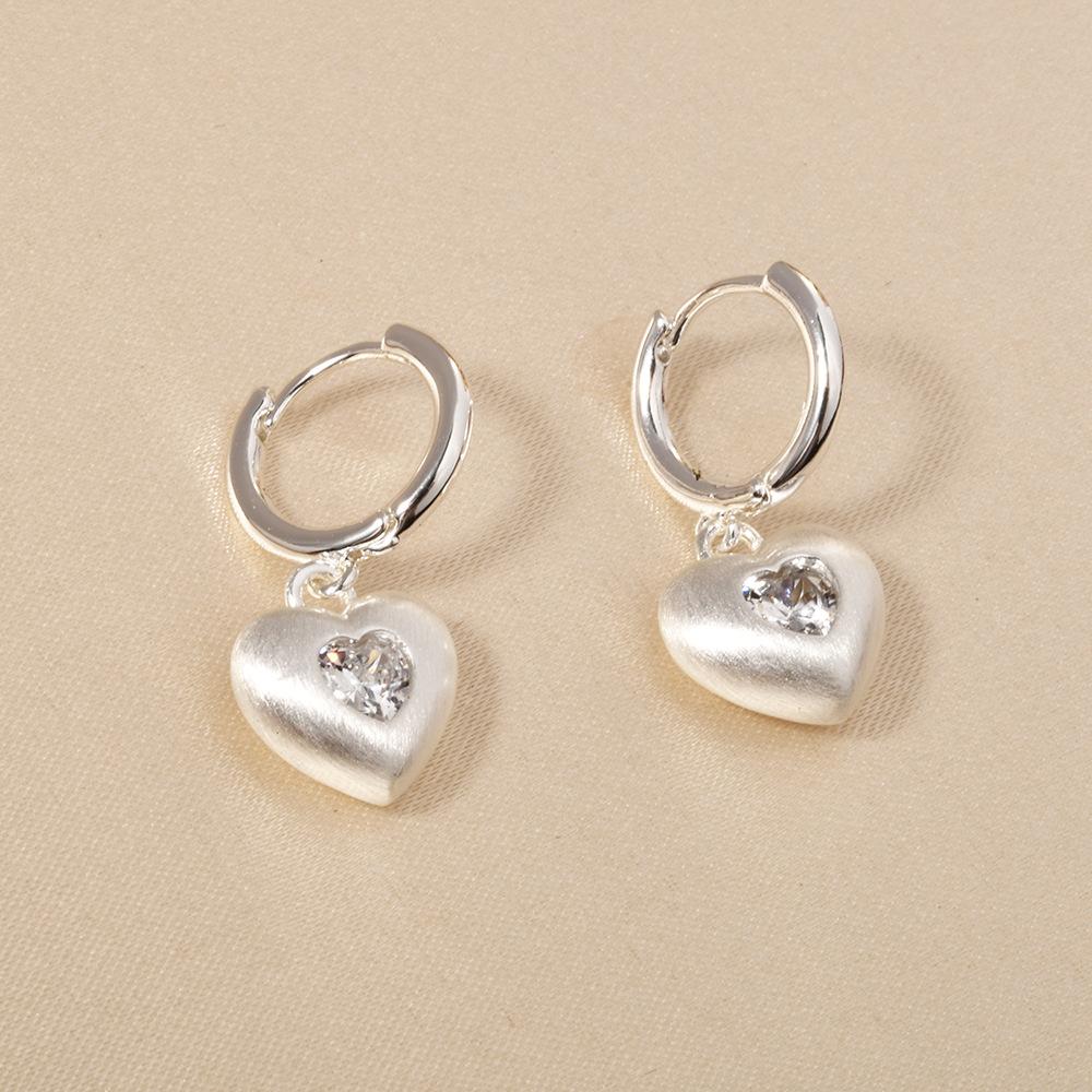 2026 French Style Brushed Heart Huggie Earrings - Matte Gold Silver Zircon Inlaid Heart Drop Earrings for Women Niche Design Jewelry