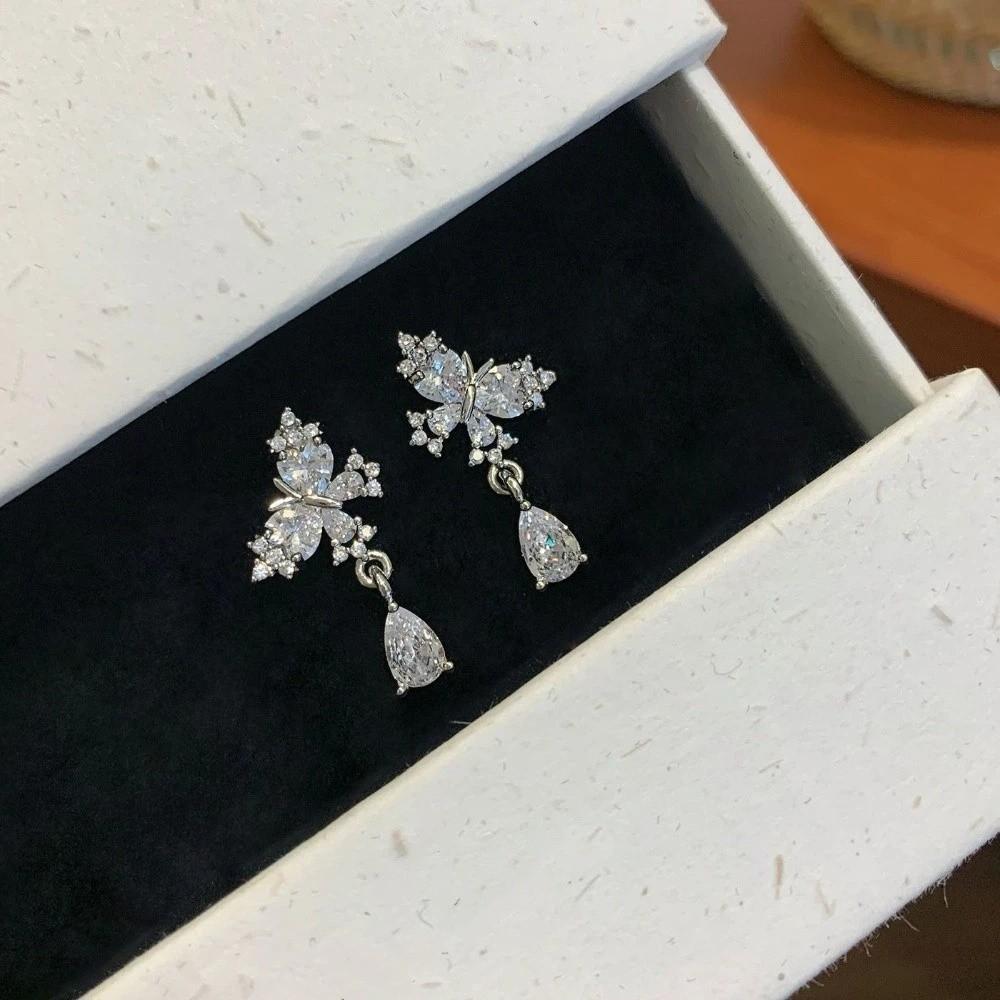 Crystal Star Moon Earrings Temperament Zircon Ear Stud Elegant Ladies' Ear Accessories  Wedding