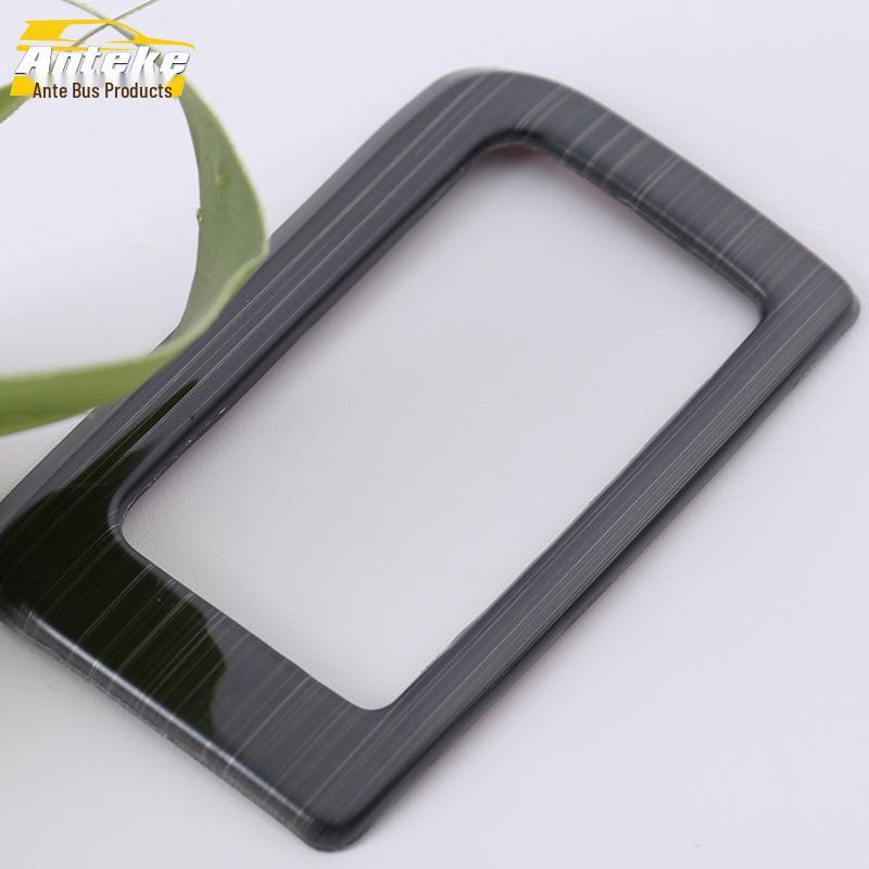 17-19 A4L Listwa Ozdobna Przełącznika Bagażnika/Klapy Tylnej Z Cekinami