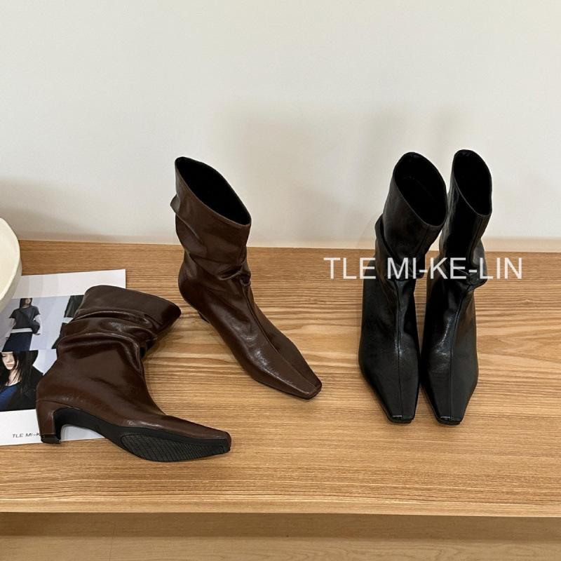 French pointed toe wedge short boots women's 2025 autumn and winter retro pleated piled boots slim short boots