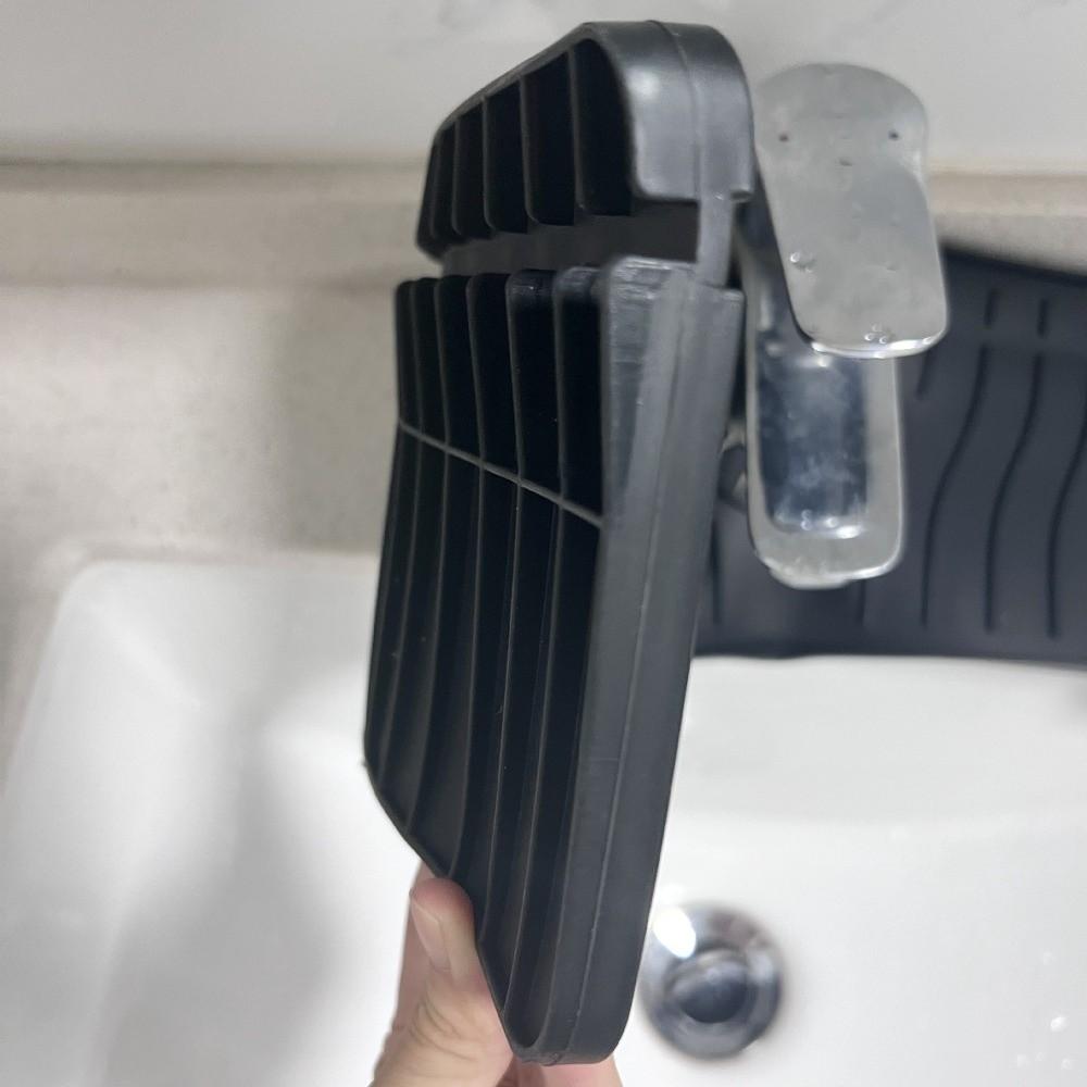 Silicone Faucet Splash Mat Easy Clean Multiple Size Sink Water Catcher Mat Non-Slip Surface Countertop Splash Pad Kitchen Use