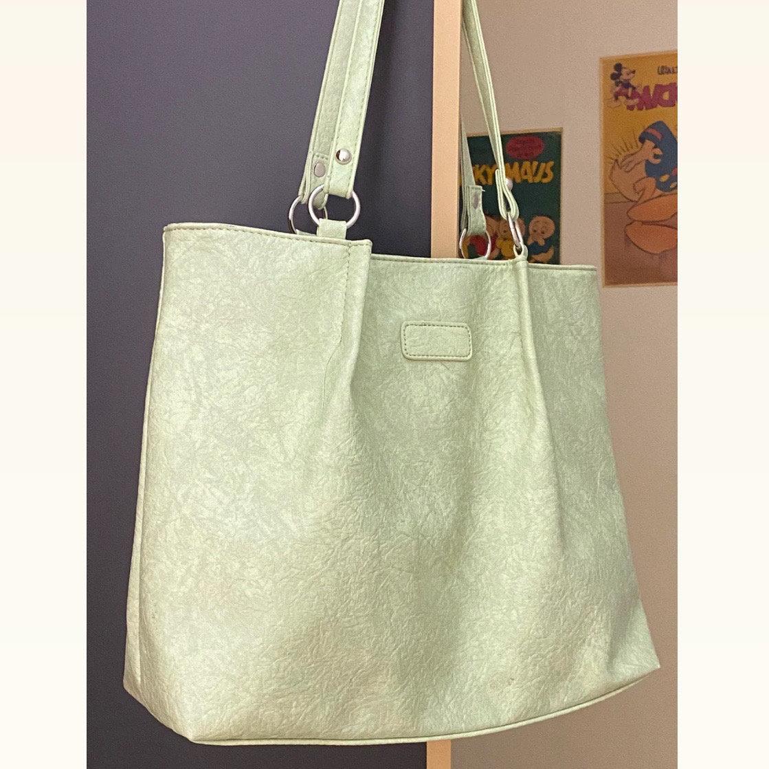 

Сумка женская большая вместительная японская и корейская сумка-тоут студенческая сумка для занятий женская сумка через плечо нишевого дизайна светло-зеленый