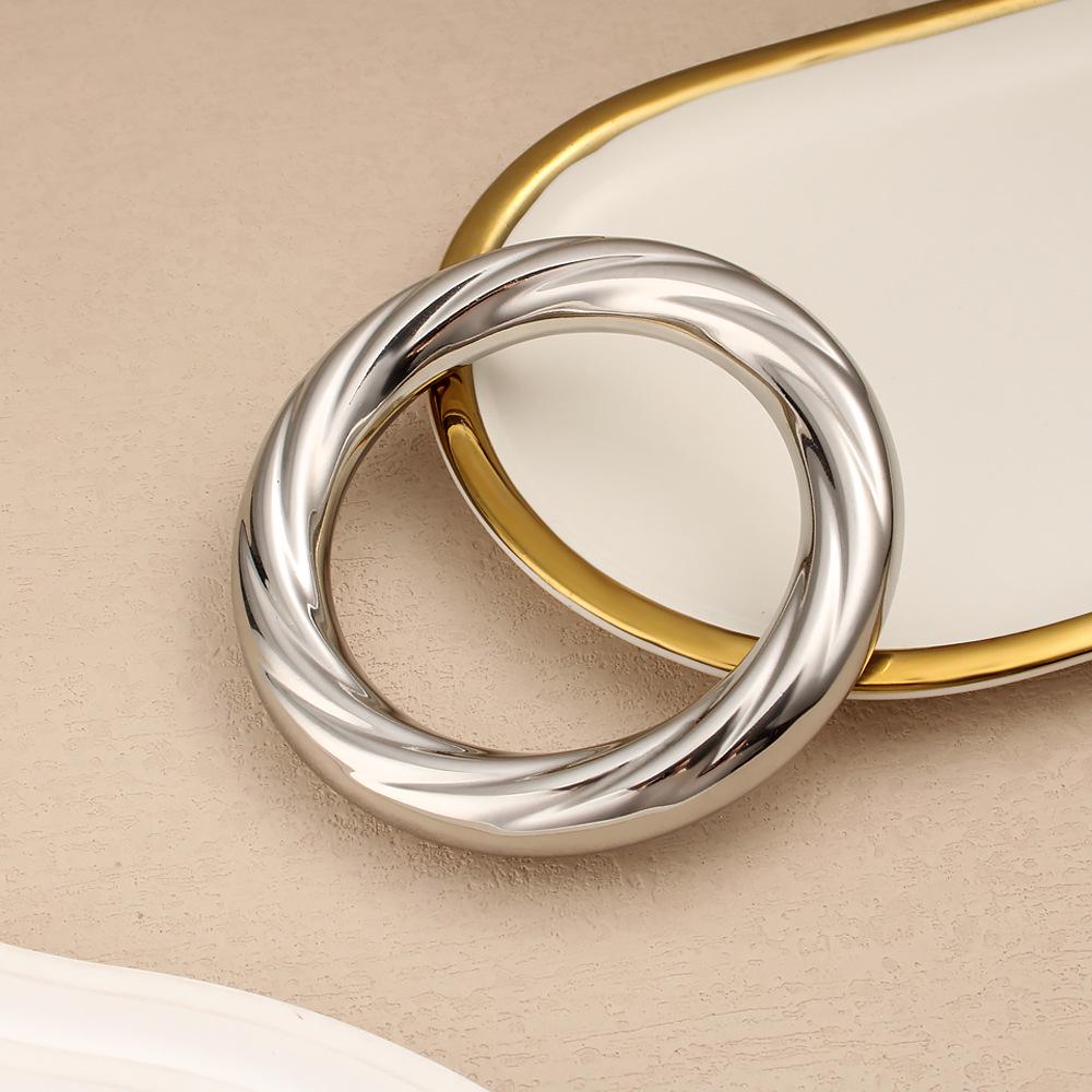 European Geometric Stainless Steel C-Shaped Open Bangle: Exaggerated Design with Polished Texture