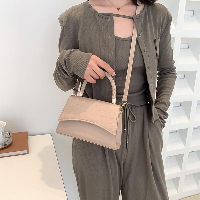 Street Style Pu Small Square Bag For Women With Stitch Detailing For Daily Use