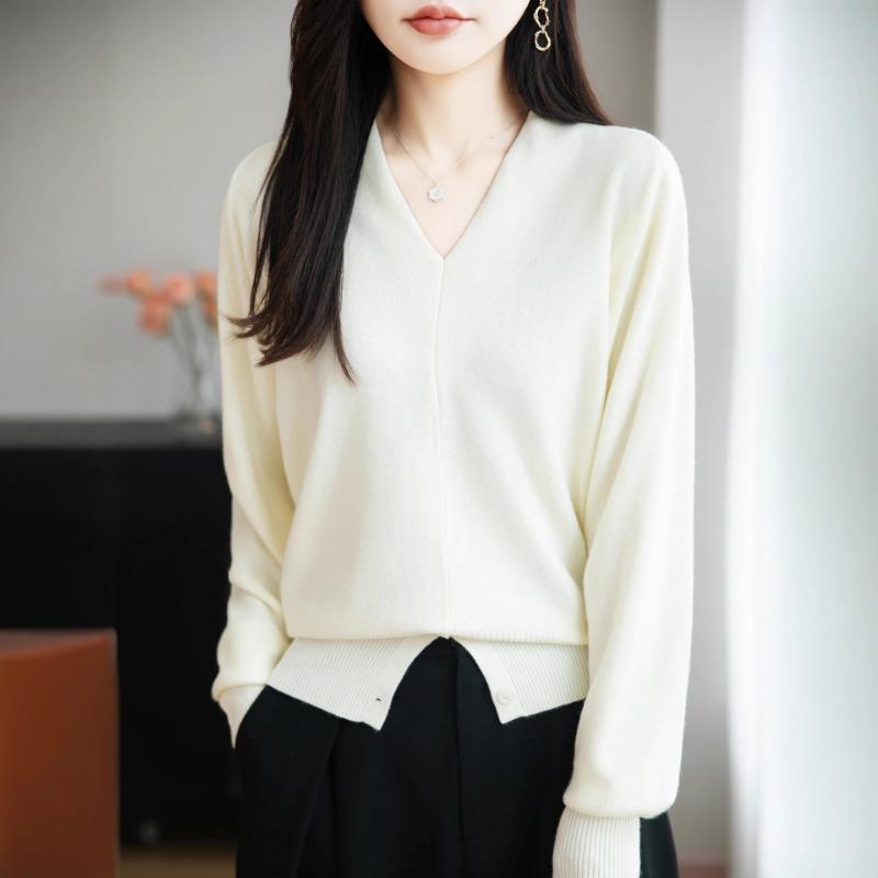Women S Thick V Neck Long Sleeve Knit Sweater For Commute Wear