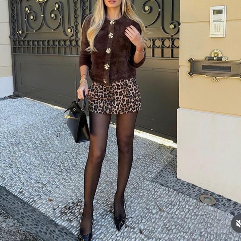 Fall and Winter New Women's Clothing French Retro Leopard-Print Slim-Fit A- Line Short Skirt (with Safety Pants Inside)