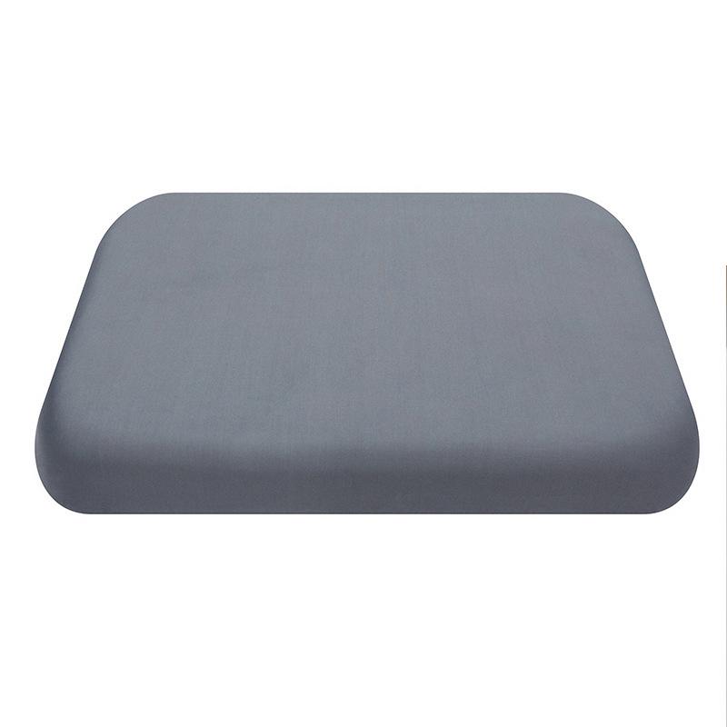 Prodyšný sedák z paměťové pěny Ice Silk pro dlouhé sezení