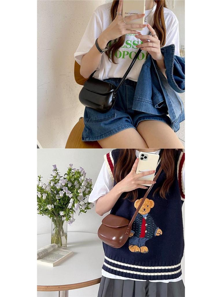 Women's Retro Red Saddle Handbag: Spring/Summer 2025 Collection - High-End, Versatile, and Simple Phone Bag