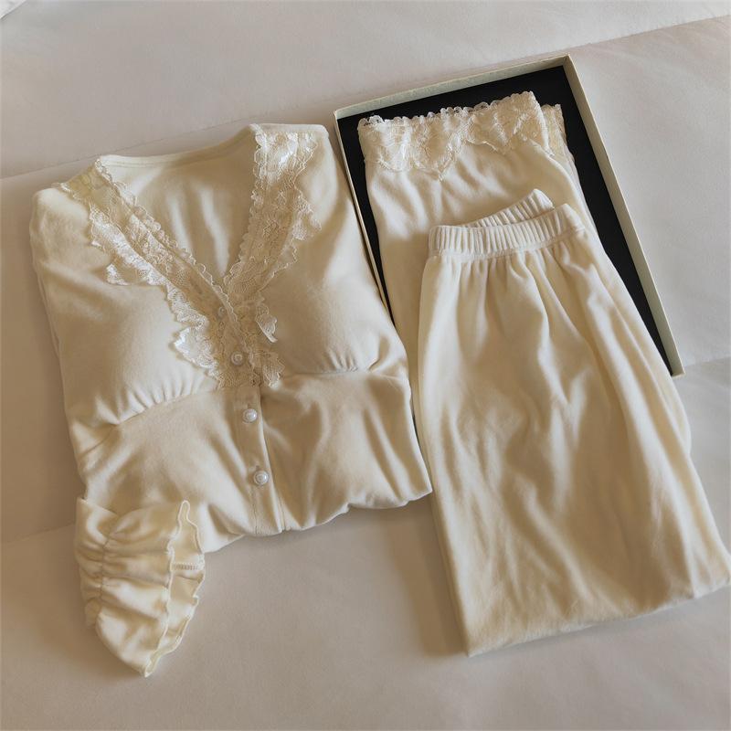 Milch Aprikose Insel Fleece Pyjama Set für Damen mit integriertem BH, Süße Spitzenverzierung, Warme Dünne Fleece Hauskleidung für Frühling Herbst Winter