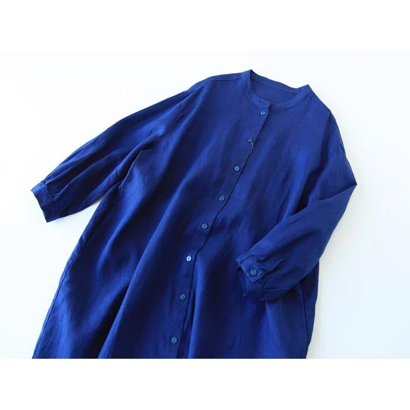 A Stand up Collar Long Shirt Dress