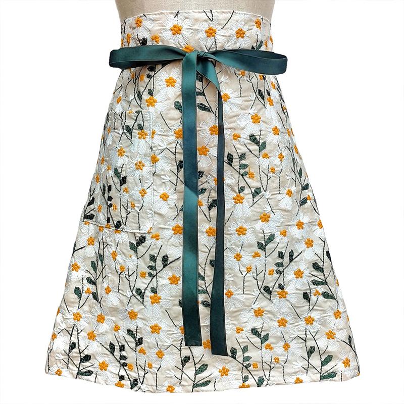 Daisy Embroidery Cotton Linen Apron Retro Short Half Waist Apron With Pockets Kitchen Cooking Chef Restaurant Waiter Apron