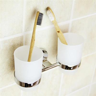Koupelna a záchod – Držáky na zubní kartáčky
