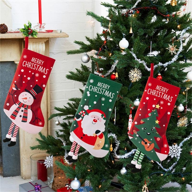 Stylish Christmas Stockings with Plush Texture for Seasonal Fireplaces Hangings Checkered Holiday Decors